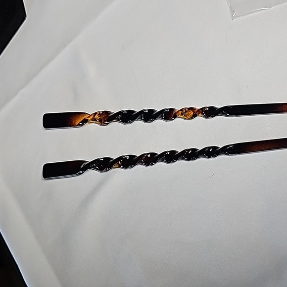 Brown Twist Hairpins - Picture 3 of 3